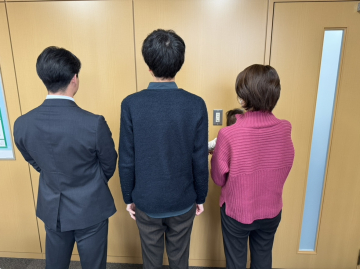 H様