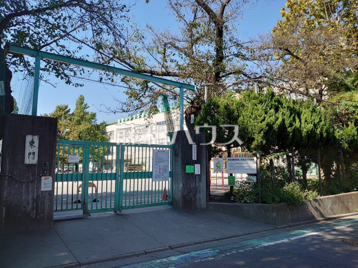 杉並区立三谷小学校