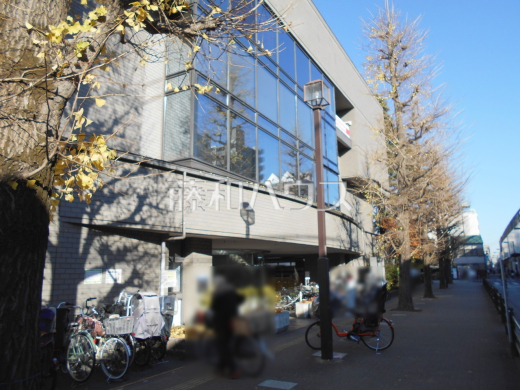 練馬区立貫井図書館