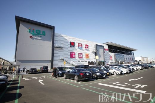 イーアス春日井