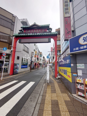 高幡不動尊 参道入口