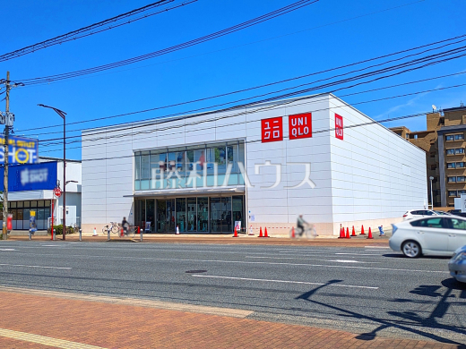 ユニクロ 姪浜店