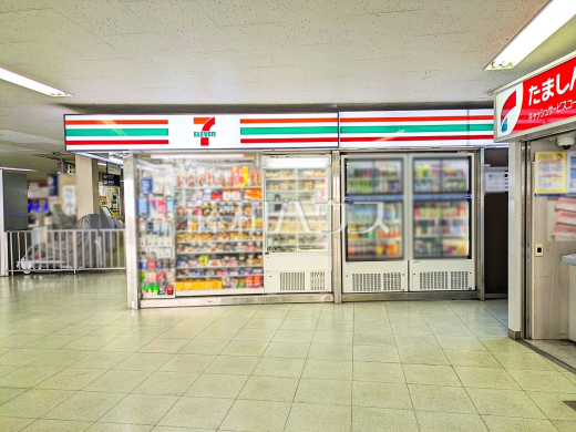 セブン-イレブン 京王高尾駅店