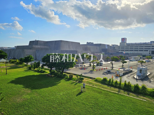沖縄県立博物館・美術館(おきみゅー)