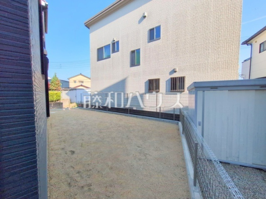 2号棟　庭　【春日井市気噴町１丁目】