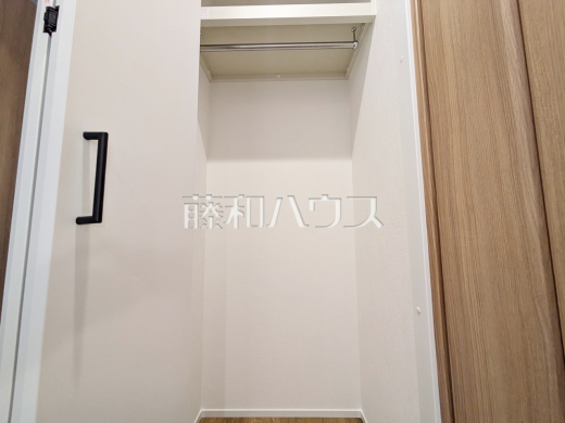 収納　【東村山市廻田町３丁目】