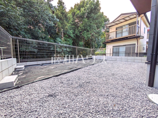 庭　【東村山市廻田町３丁目】