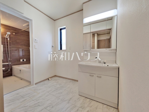 C号棟　洗面室　【春日井市味美白山町１丁目】