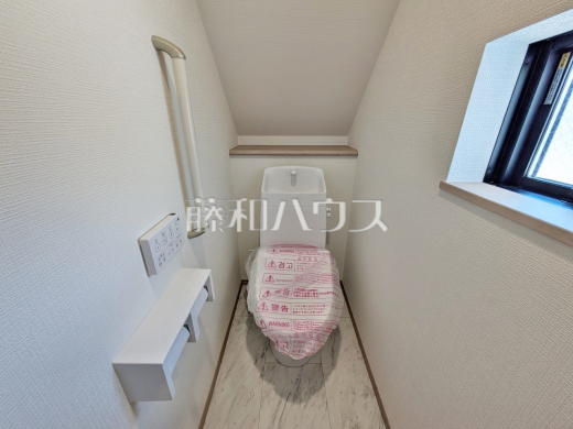 C号棟　トイレ　【春日井市味美白山町１丁目】