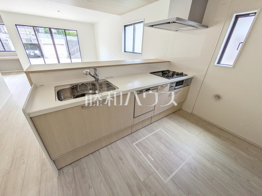 キッチン　【福岡市早良区野芥６丁目】