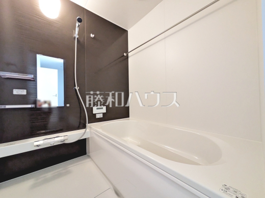 1号棟　浴室　【八王子市元本郷町３丁目】