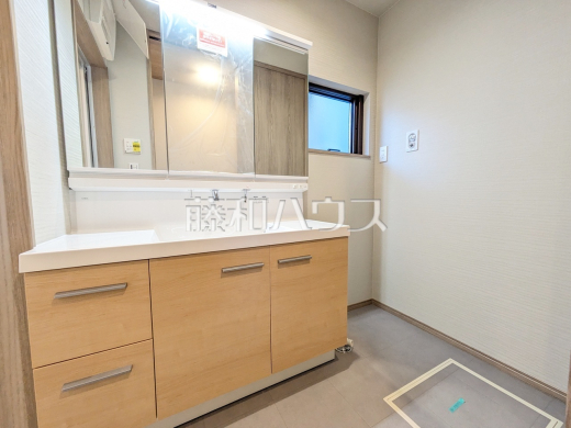洗面室　【日野市東豊田３丁目】