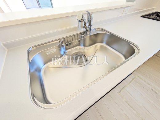 2号棟　キッチン　【調布市深大寺北町６丁目】