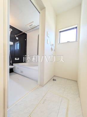 2号棟　洗面室　【調布市深大寺北町６丁目】