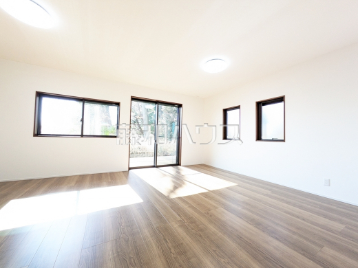 10号棟　リビング　【三鷹市北野３丁目】