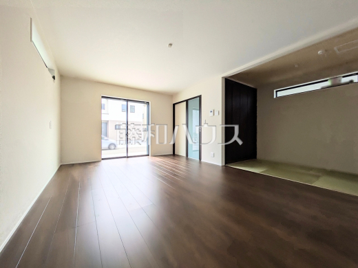 3号棟　リビング　【三鷹市北野３丁目】