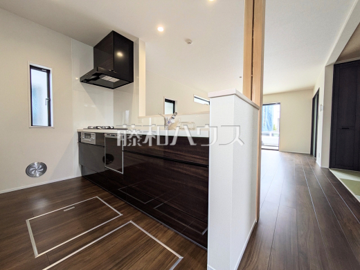 3号棟　キッチン　【三鷹市北野３丁目】