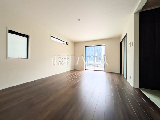 3号棟　リビング　【三鷹市北野３丁目】
