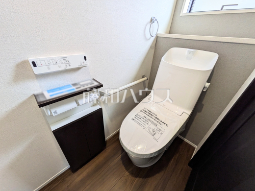 3号棟　トイレ　【三鷹市北野３丁目】