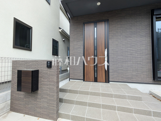 3号棟　玄関　【三鷹市北野３丁目】