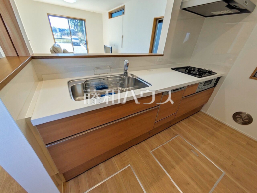 8号棟　キッチン　【三鷹市北野３丁目】