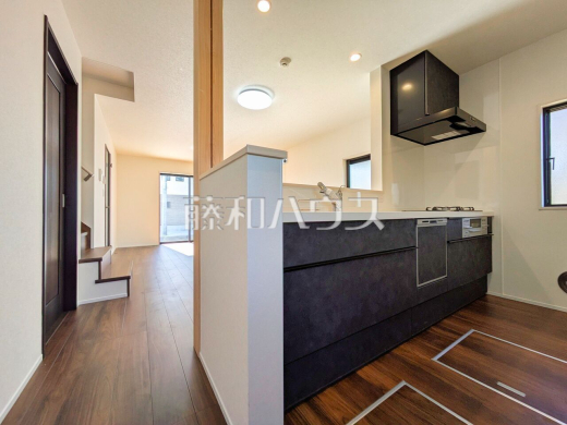 9号棟　キッチン　【三鷹市北野３丁目】