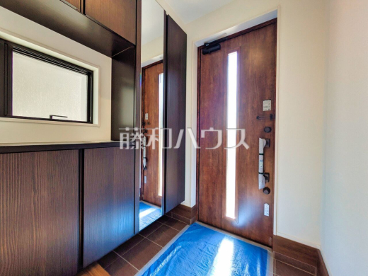 9号棟　玄関　【三鷹市北野３丁目】