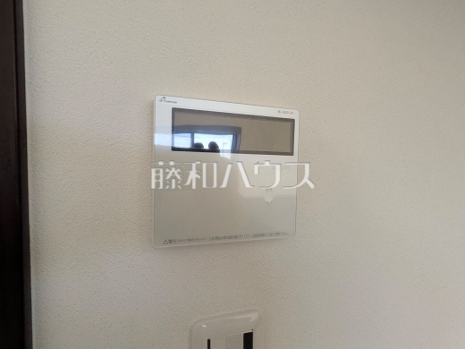 14号棟　浴室給湯リモコン　【三鷹市北野３丁目】　追焚き機能付きなので、生活時間の違う家族に便利です。
