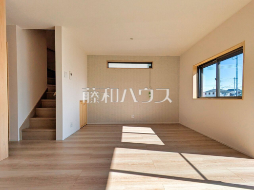 15号棟　リビング　【三鷹市北野３丁目】