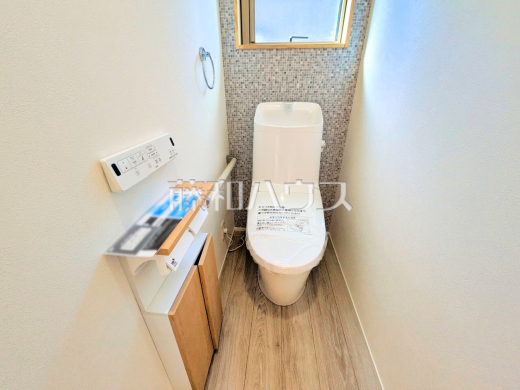 15号棟　トイレ　【三鷹市北野３丁目】