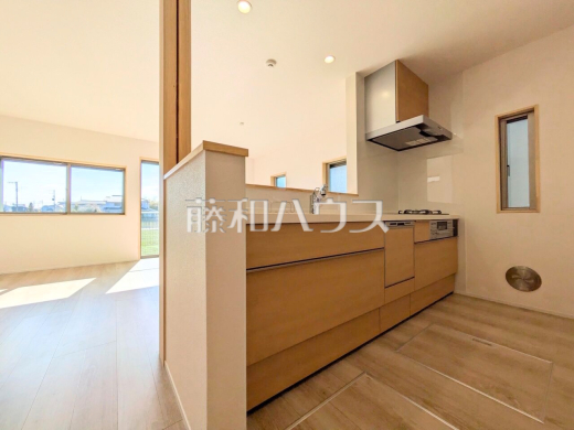 15号棟　キッチン　【三鷹市北野３丁目】