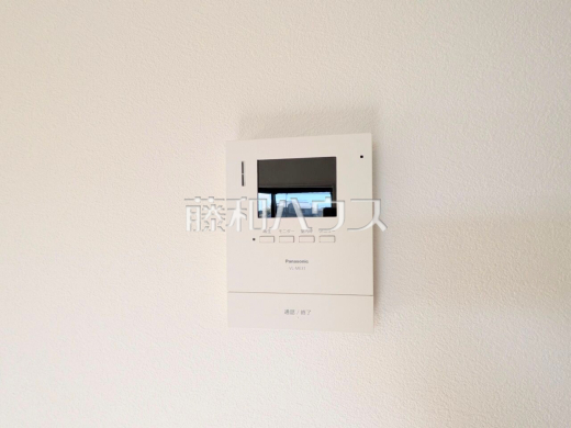 16号棟　TVモニター付インターフォン　【三鷹市北野３丁目】　防犯に役立つTVモニター付インターフォン
