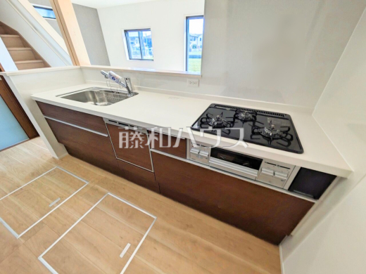 16号棟　キッチン　【三鷹市北野３丁目】