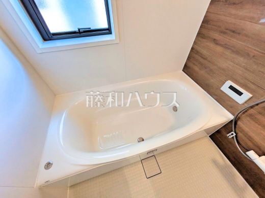 16号棟　浴槽　【三鷹市北野３丁目】