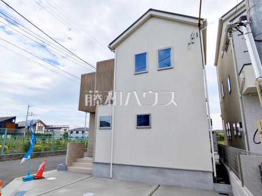 18号棟　外観　【三鷹市北野３丁目】