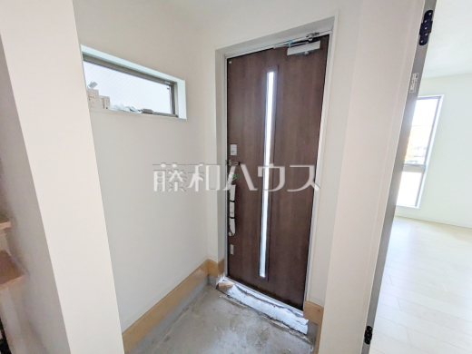 A号棟　玄関ホール　【練馬区大泉町２丁目】