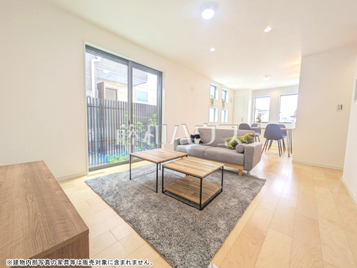 C号棟　リビング　【練馬区大泉町２丁目】