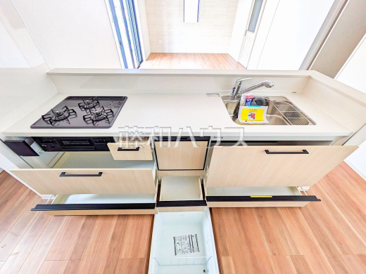 4号棟　キッチン　【福岡市城南区長尾４丁目】