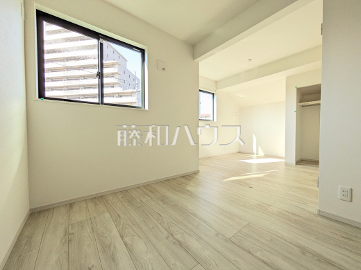 居室　【八王子市子安町１丁目】