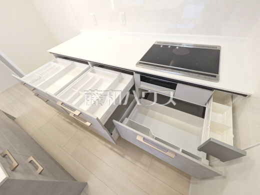 1号棟　キッチン　【八王子市小宮町】