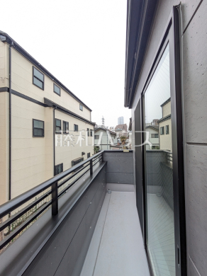 A号棟　バルコニー　【八王子市子安町１丁目】