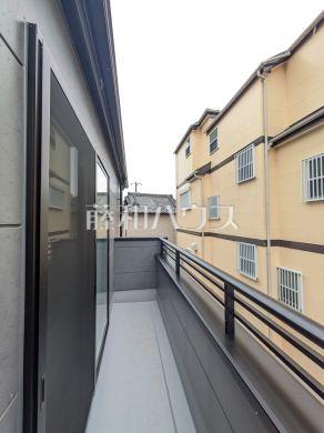 A号棟　バルコニー　【八王子市子安町１丁目】