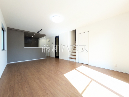 6号棟　リビング　【武蔵村山市大南１丁目】