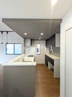 6号棟　キッチン　【武蔵村山市大南１丁目】