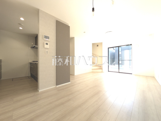 10号棟　リビング　【武蔵村山市大南１丁目】