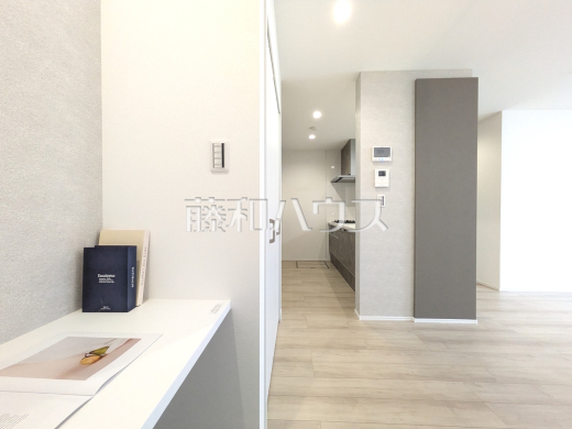 10号棟　カウンター・キッチン　【武蔵村山市大南１丁目】