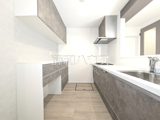 10号棟　キッチン　【武蔵村山市大南１丁目】