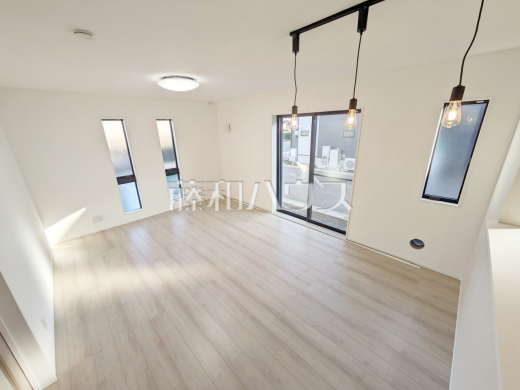 14号棟　リビング　【武蔵村山市大南１丁目】