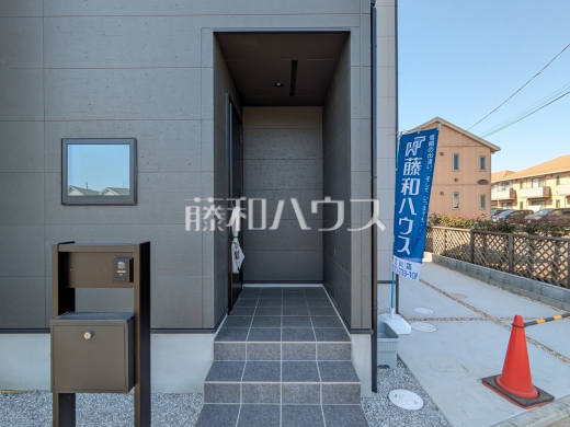 14号棟　玄関　【武蔵村山市大南１丁目】