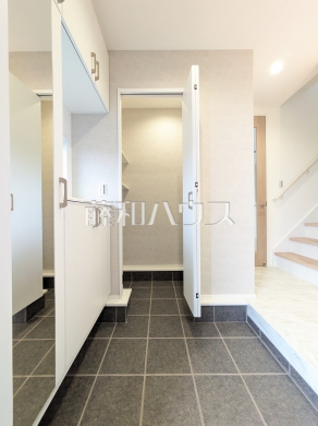 14号棟　玄関　【武蔵村山市大南１丁目】